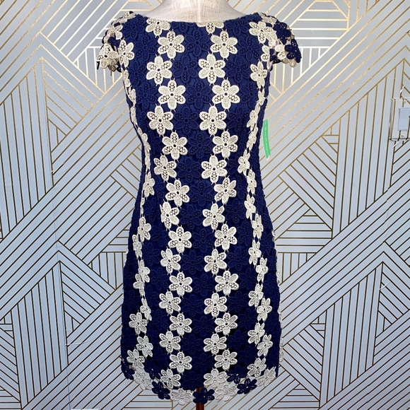 Lilly Pulitzer Dresses & Skirts - NWT Lilly Pulitzer Barbara Lace Shift Dress Navy